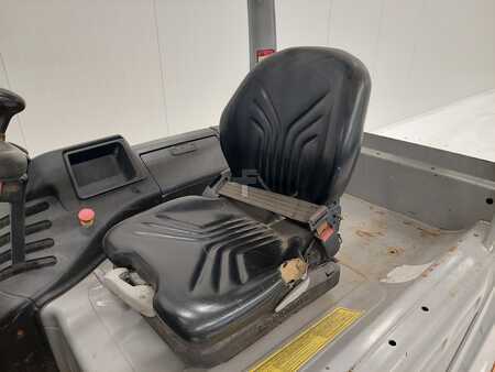 Carrelli elettrici 4 ruote 2015  Still RX 60-50 (6)