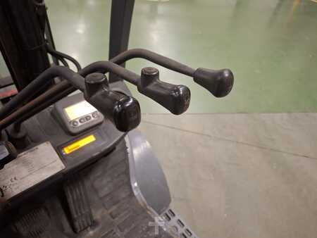 Dieselstapler 2014  Toyota 52-8FDF25 (7)