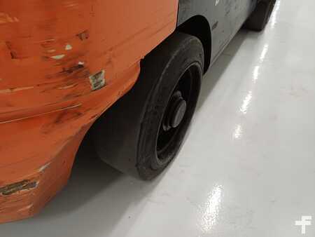 Chariots élévateurs GPL 2016  Doosan GC33P-5 (13)