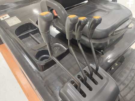 Elektro 4 Rad 2015  Doosan B50X-5 (10)