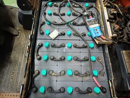 Chariots électriques à 4 roues 2015  Doosan B20T-7 (9)