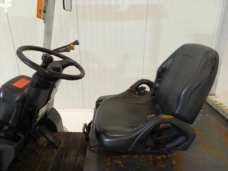 Elektro 4 Rad 2015  TCM FB30-8 (12)