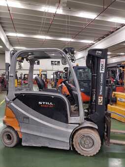 Elektromos 4 kerekű 2017  Still RX 60-30 (2)