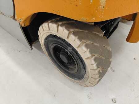 Chariots électriques à 4 roues 2017  Still RX 60-25 (13)