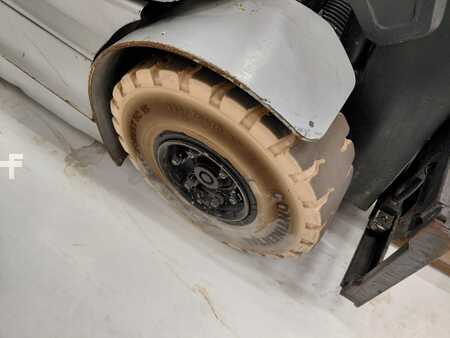 Chariots électriques à 4 roues 2017  Still RX 60-25 (16)