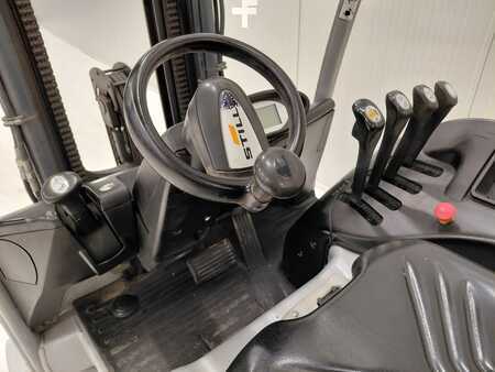 Chariots électriques à 4 roues 2017  Still RX 60-25 (9)