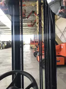 Sähkö - 4 pyör 2017  Yale ERP20VT (13)