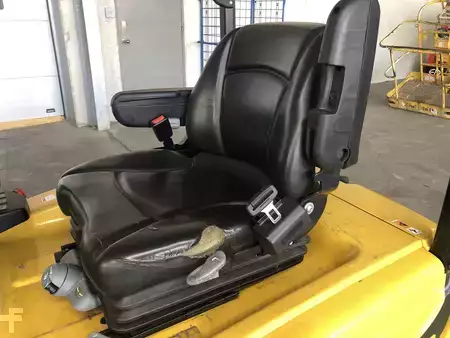 Sähkö - 4 pyör 2017  Yale ERP20VT (6)