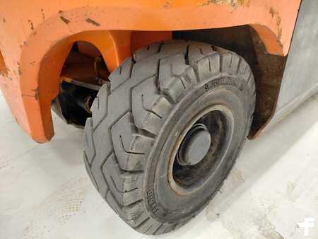 Elektro čtyřkolový VZV 2016  Doosan B20X-7 (13)