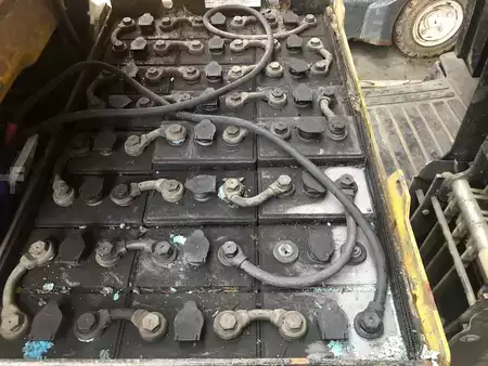 Sähkö - 4 pyör 2006  Yale ERP18ATF (6)