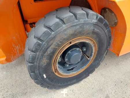 Wózki widłowe diesel 2017  Doosan D70S-7 (13)