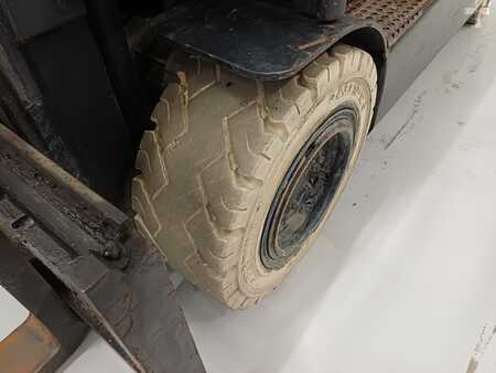 Eléctrica de 4 ruedas 2016  Doosan B30X-7 (12)