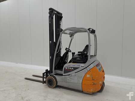 Elektromos 4 kerekű 2017  Still RX 20-20 (3)