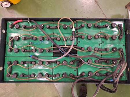 Elektromos 4 kerekű 2017  Still RX 20-20 (9)