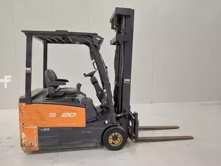 El truck - 4 hjulet 2017  Doosan B20T-7 (2)