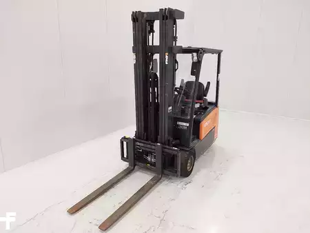 El truck - 4 hjulet 2017  Doosan B20T-7 (3)