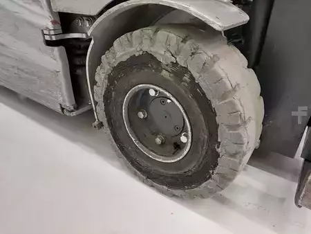 Chariots électriques à 4 roues 2018  Still RX 20-16 (14)