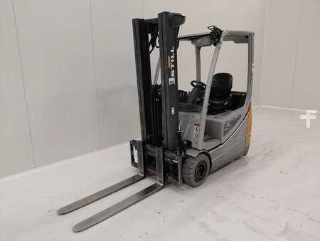 Elektromos 4 kerekű 2018  Still RX 20-16 (1)