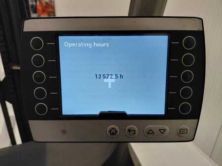 Elektromos 4 kerekű 2018  Still RX 20-16 (12)