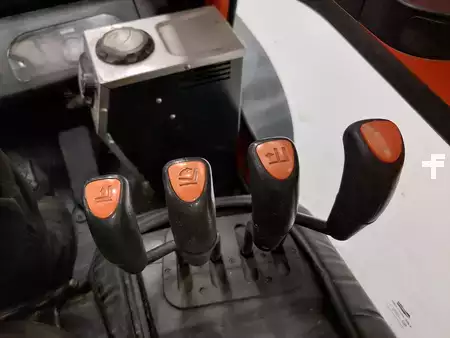 Carrelli elevatori GPL 2018  Doosan G33P-5 (7)