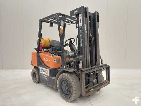 Wózki gazowe 2018  Doosan G30G PLUS (3)