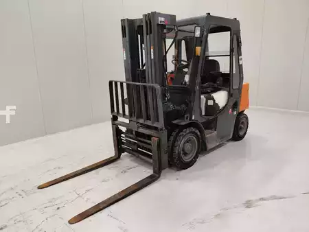 Dieselstapler 2018  Doosan D25G PLUS (2)
