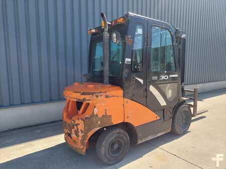 Chariots élévateurs diesel 2018  Doosan D30S-7 (4)