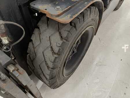 Nestekaasutrukki 2018  Doosan G35C-7 (10)