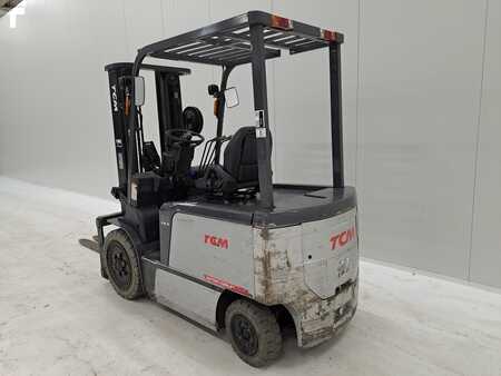 Carrelli elettrici 4 ruote 2010  TCM FB30-7 (4)