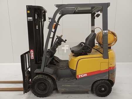 Gázüzemű targoncák 2012  TCM FHG15T3 (2)