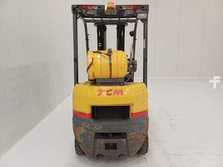 Gázüzemű targoncák 2012  TCM FHG15T3 (5)