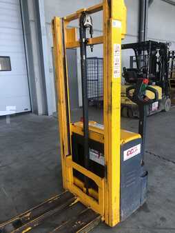 Magasemelésű béka 2005  Jungheinrich EJC 110 (2)