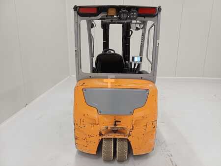 Elektromos 4 kerekű 2019  Still RX 20-20L (5)