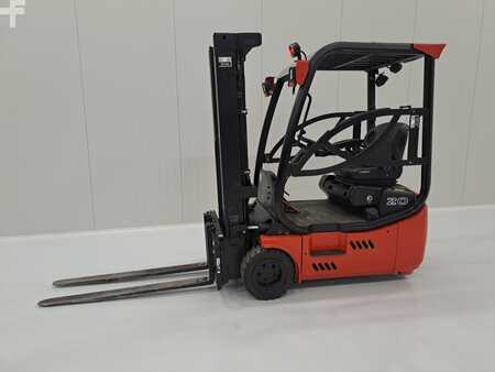 Elektro 4 Rad 2019  EP Equipment CPD20L2 (1)