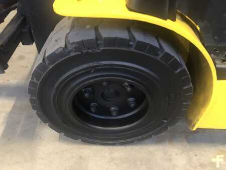 Elektro čtyřkolový VZV 2011  Yale ERP25VL (10)