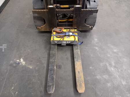 Electric - 4 wheels 2004  Jungheinrich EFG 220 (13)