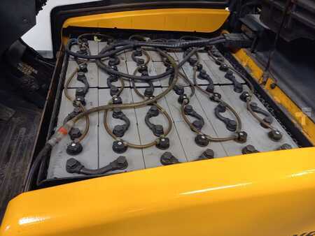 Electric - 4 wheels 2004  Jungheinrich EFG 220 (8)