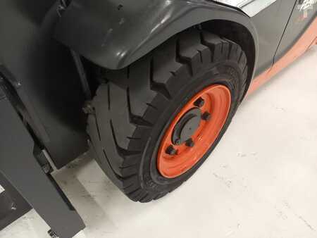 Elektro čtyřkolový VZV 2018  Linde E12-02 (18)