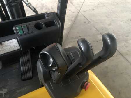 Sähkö - 4 pyör 2014  Yale ERP20VT (6)