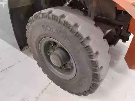 Empilhador a gás 2017  Doosan G25G (12)