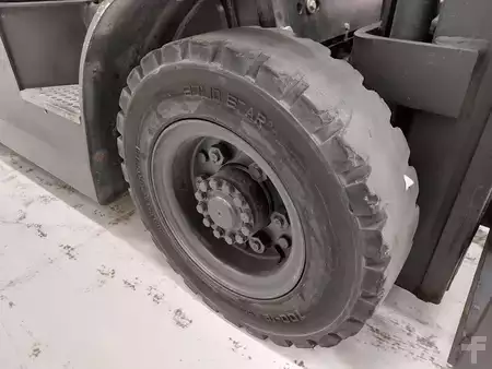 Empilhador a gás 2017  Doosan G25G (13)