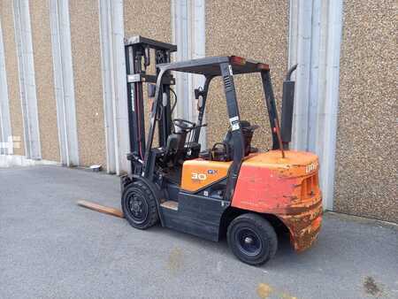 Wózki widłowe diesel 2011  Doosan D30G (2)