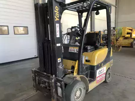 Gas truck 2009  Yale GLP20SVX (2)