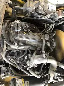 Gas truck 2009  Yale GLP20SVX (9)