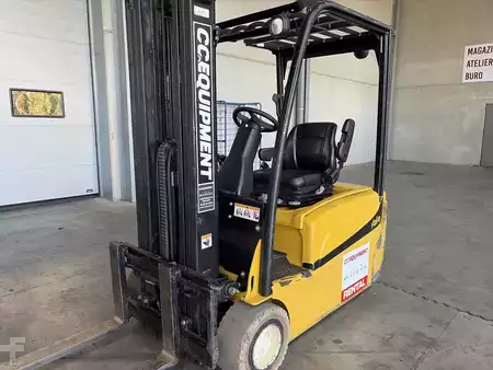 Elektryczne 4-kołowe 2018  Yale ERP20VT (2)
