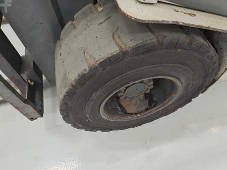 Elektryczne 4-kołowe 2014  TCM FHB30-E1 (10)