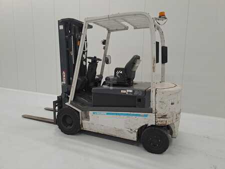 Elektryczne 4-kołowe 2014  TCM FHB30-E1 (2)