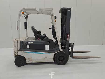 Elektryczne 4-kołowe 2014  TCM FHB30-E1 (3)