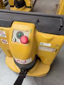 Elektrische palletwagens 2014  Yale MP16 (7)