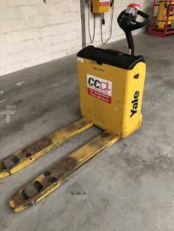 Electric Pallet Trucks 2013  Yale MP20 (2)
